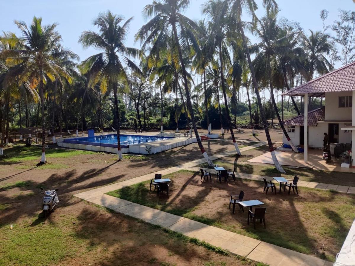 White House Beach Resort, Nagaon Екстер'єр фото