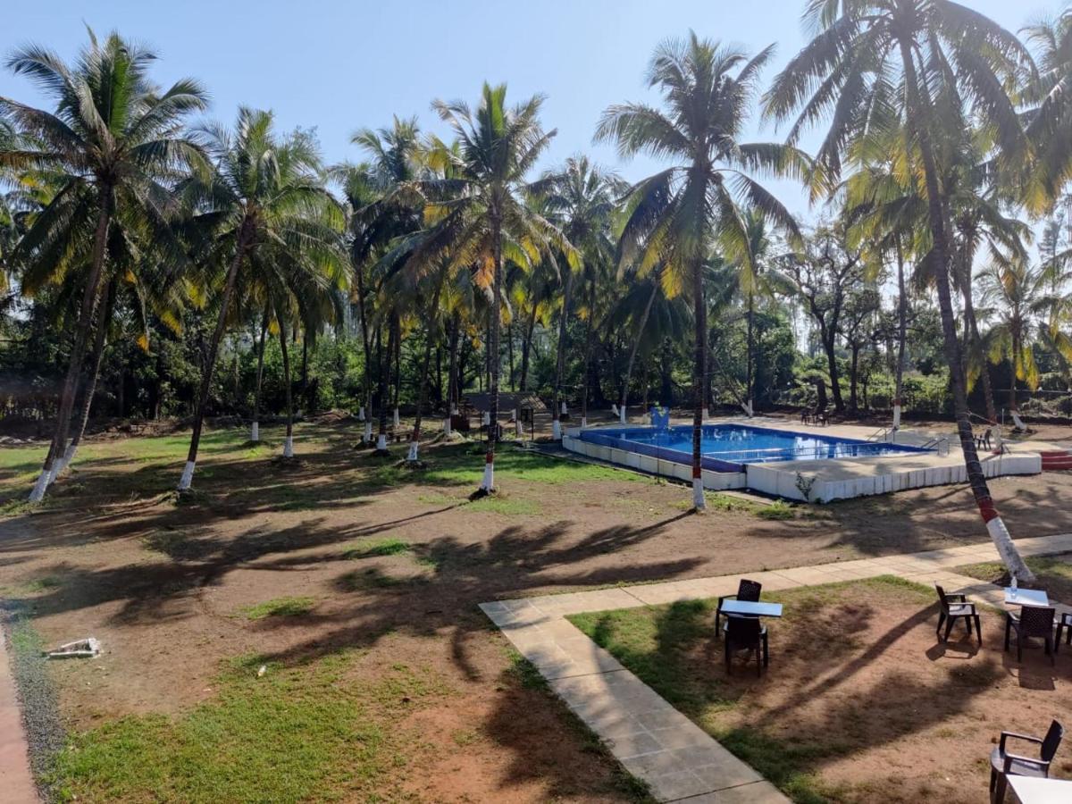 White House Beach Resort, Nagaon Екстер'єр фото