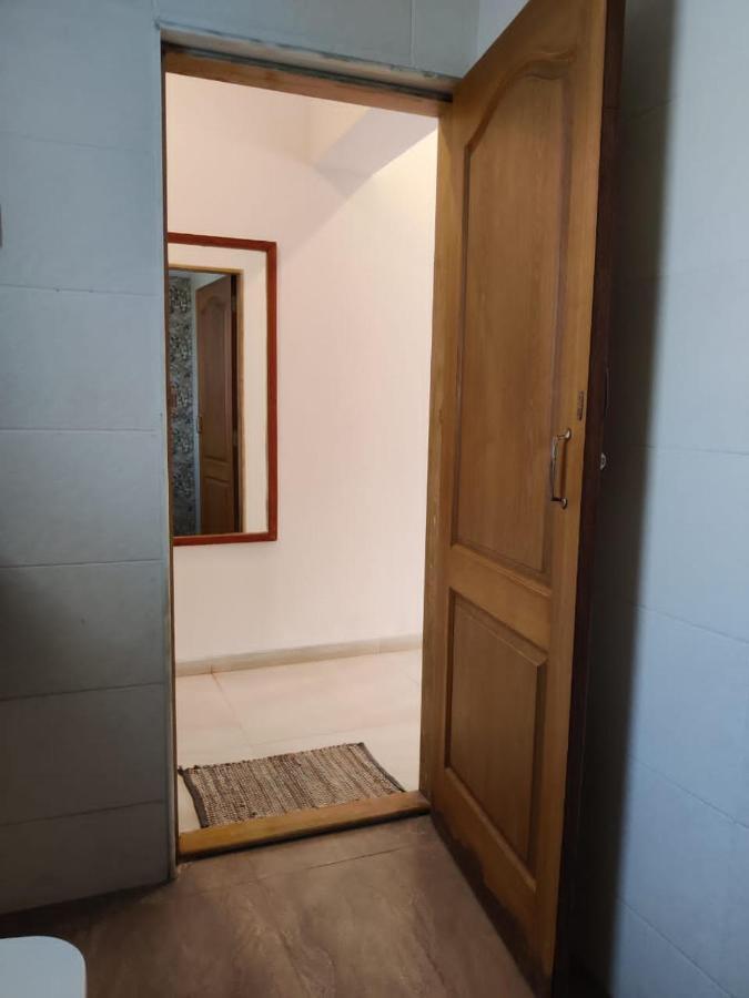 White House Beach Resort, Nagaon Екстер'єр фото