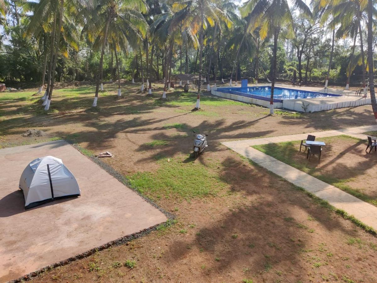 White House Beach Resort, Nagaon Екстер'єр фото